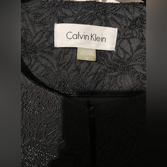 Black embroidered Calvin Klein jacket - Picture 3 of 4